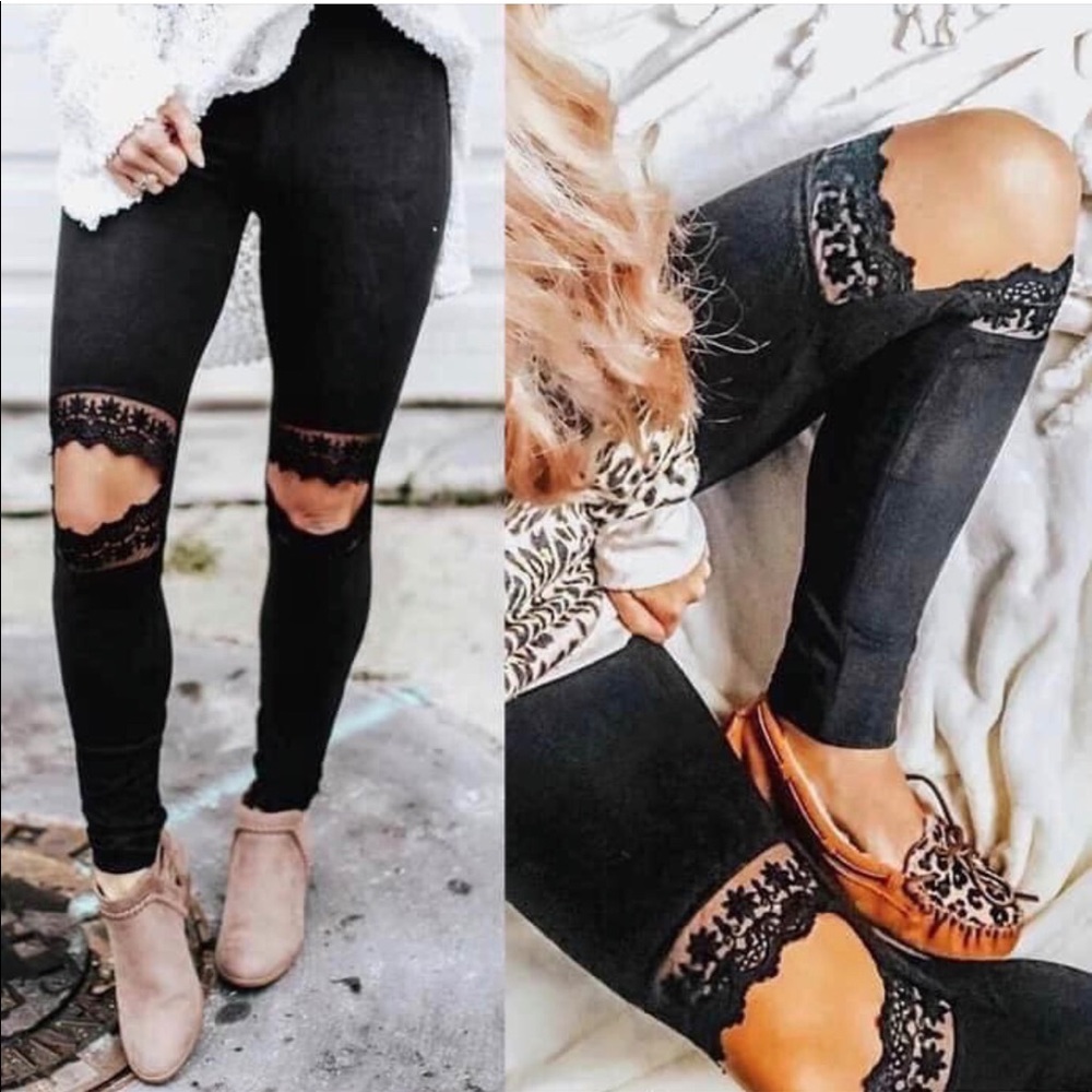 Lace Cut-Out Leggings 🖤